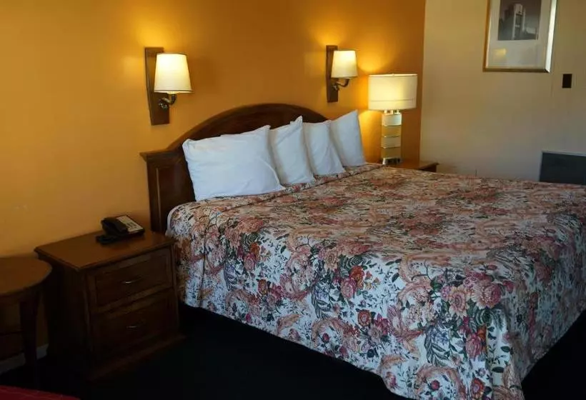 ホテル Shasta Lodge