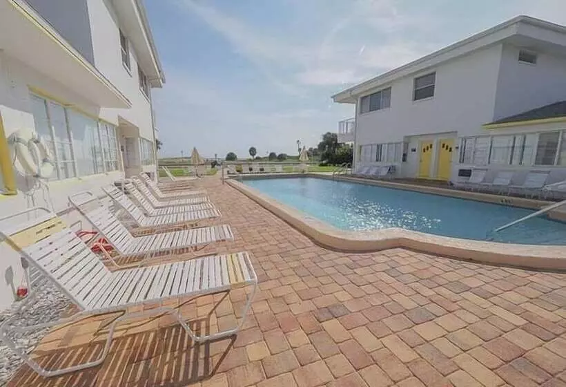 בית מלון כפרי The Sands Of Treasure Island