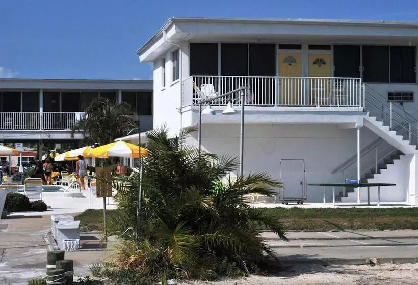 בית מלון כפרי The Sands Of Treasure Island