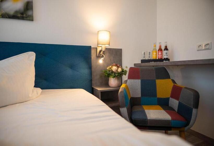 酒店 Hanseat Stralsund