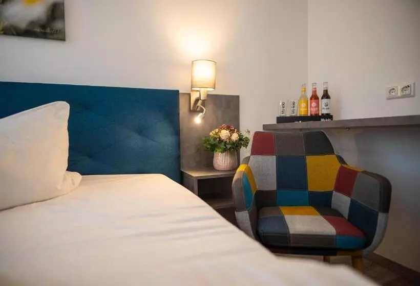 Hotelli Hanseat Stralsund