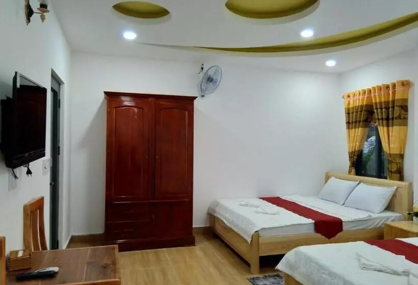 هتل Khách Sạn Hưng Yên