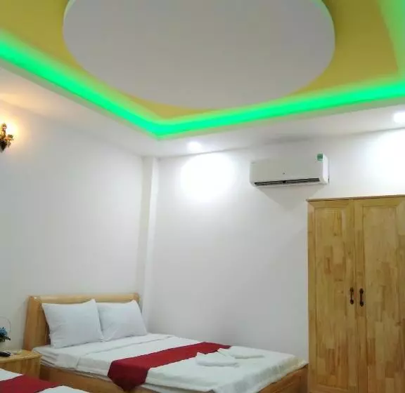 هتل Khách Sạn Hưng Yên