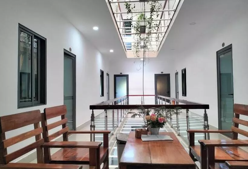 هتل Khách Sạn Hưng Yên