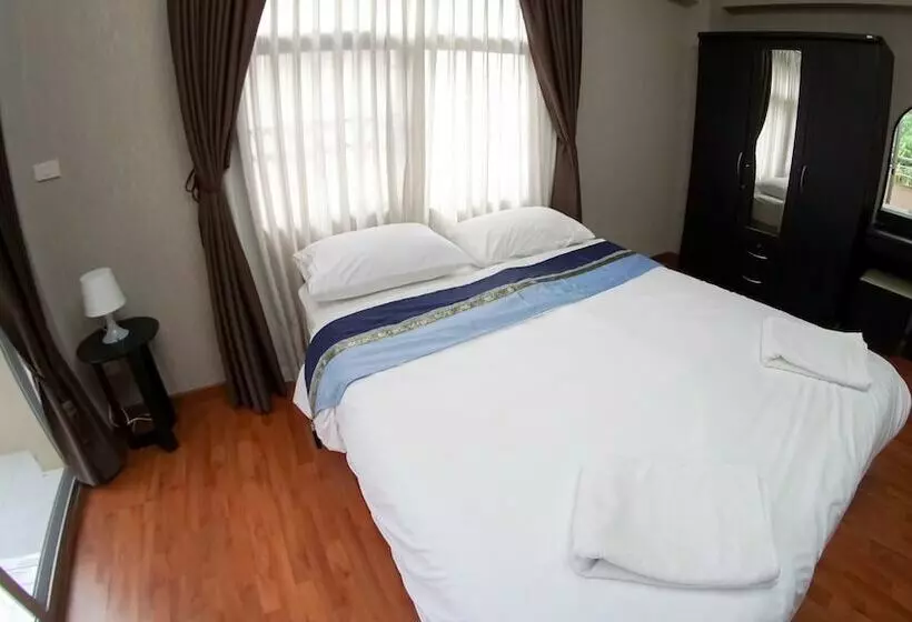 Hotelli Areechon Apartment