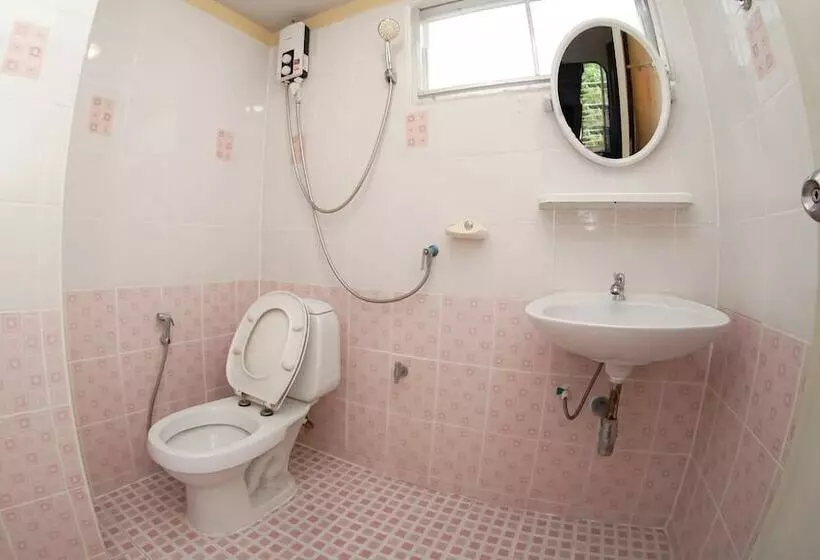 Hotelli Areechon Apartment