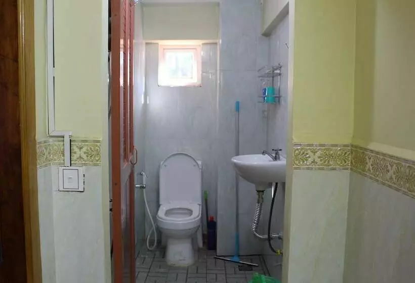 Majatalo Chambre En Ville