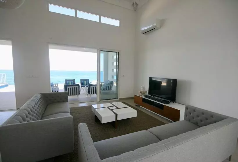 Villa Aqua By Island Properties Online