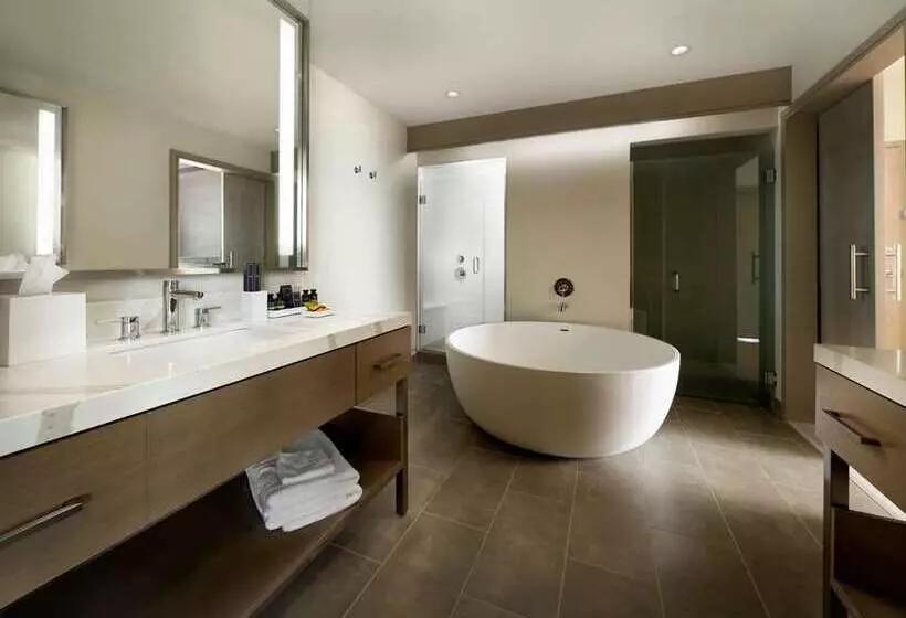 Hotelli Canopy By Hilton Dallas Frisco Station, Tx