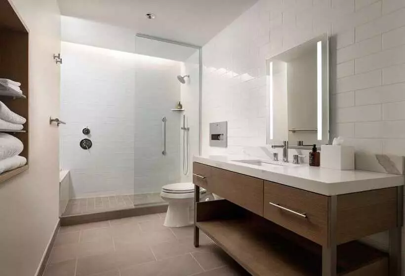 Hotelli Canopy By Hilton Dallas Frisco Station, Tx