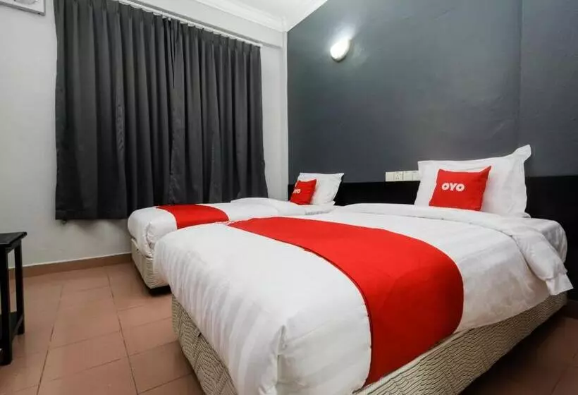 Dung Fang Hotel By Oyo Rooms