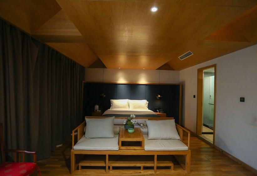 Hotel Qianna Chengji