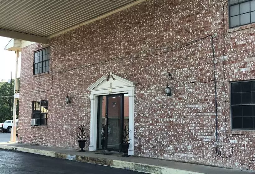 Motelli Executive Inn