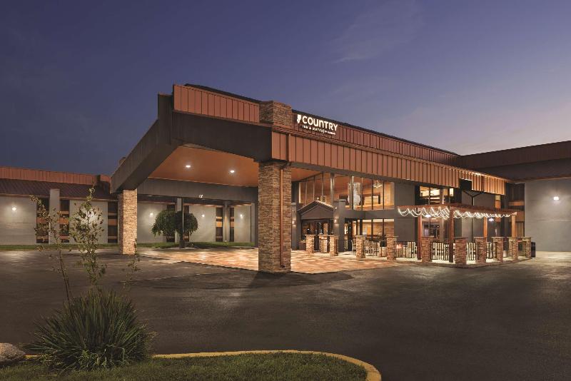 هتل Country Inn & Suites By Radisson, Indianapolis East, In