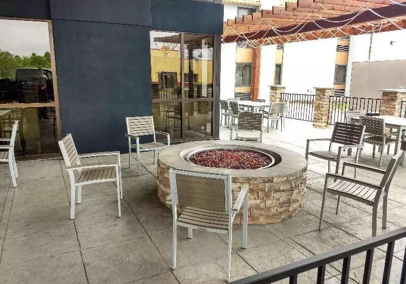 فندق Country Inn & Suites By Radisson, Indianapolis East, In