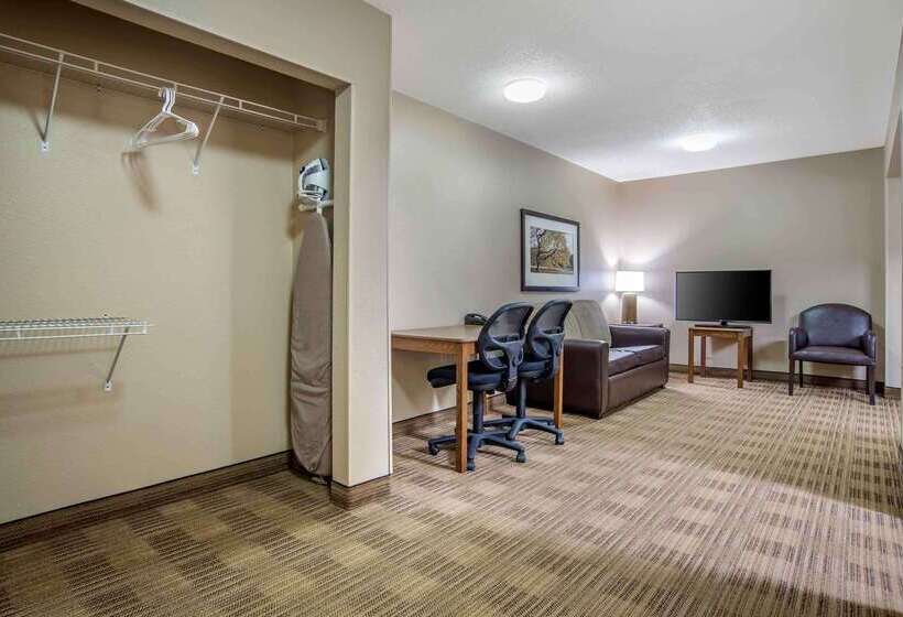 Hotel Suburban Studios Montgomery East I 85