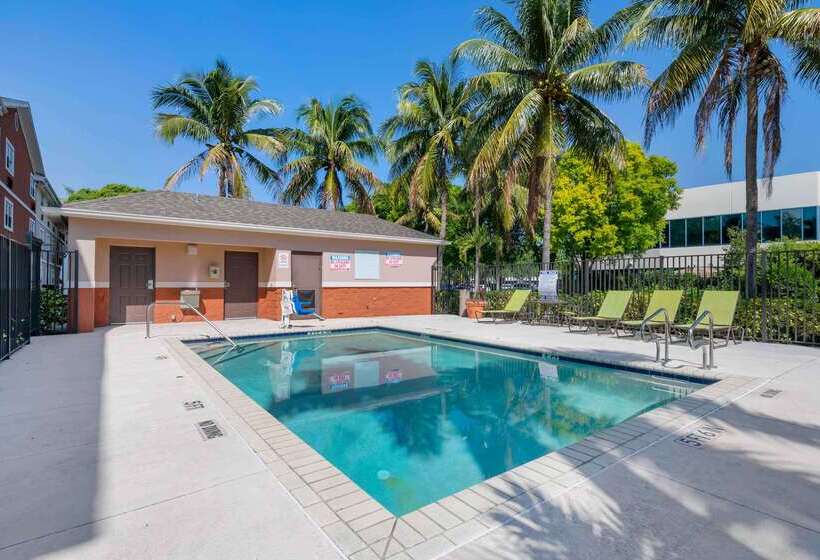 בית מלון כפרי Extended Stay America Suites West Palm Beach Northpoint Corporate Park