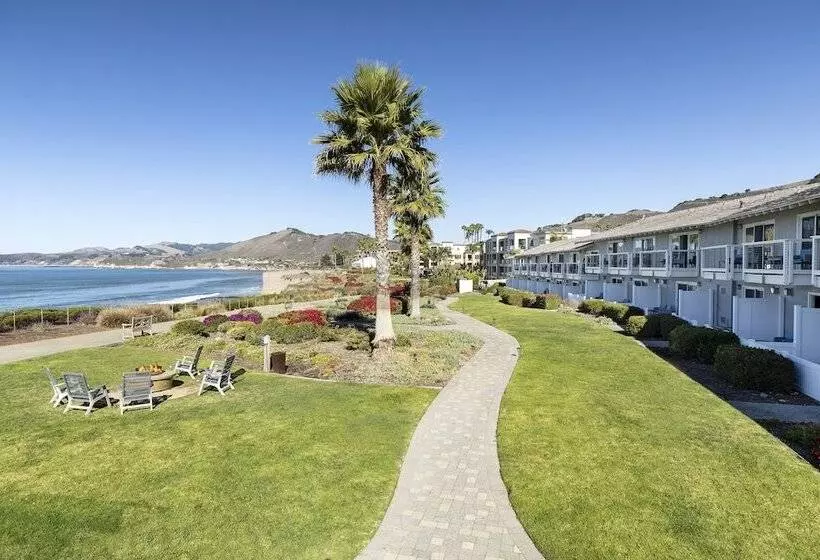 ホテル Spyglass Inn