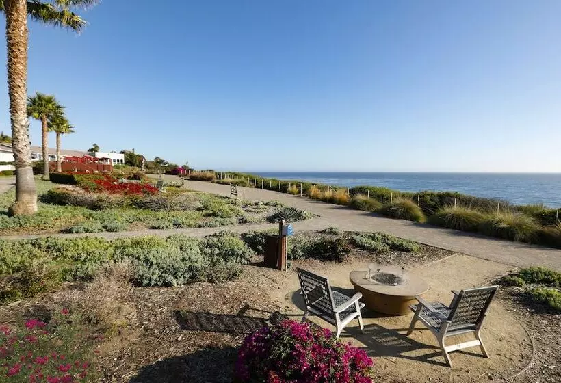 ホテル Spyglass Inn