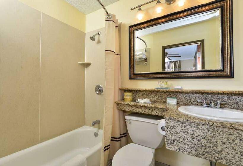 Hotel St Charles Inn, Superior