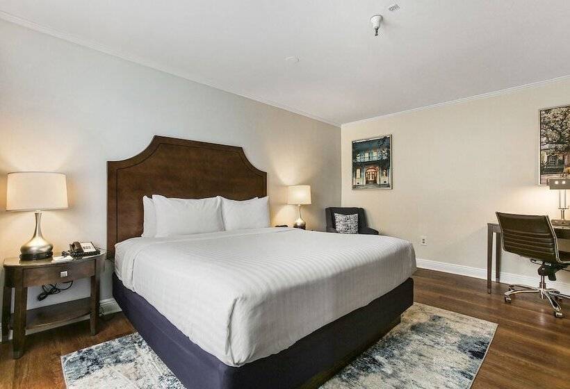 Hotel St Charles Inn, Superior