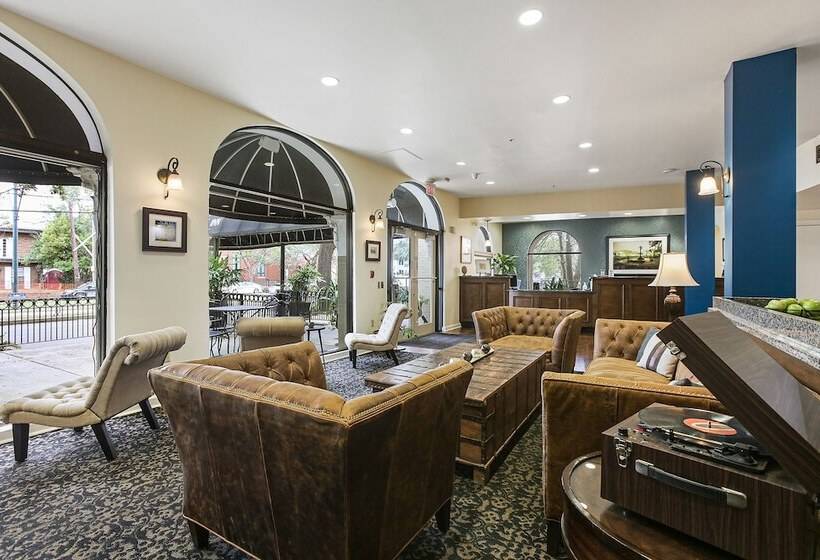 Hotel St Charles Inn, Superior