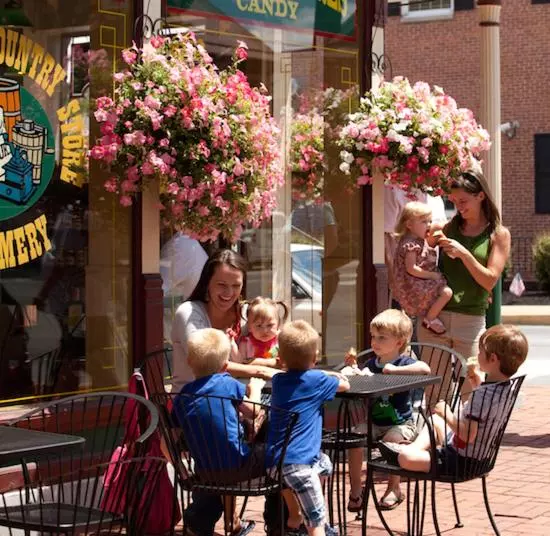 호텔 Strasburg Village Inn