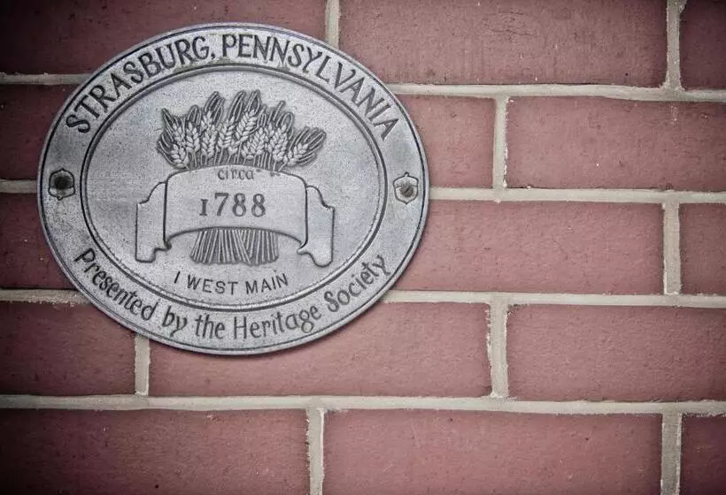 호텔 Strasburg Village Inn