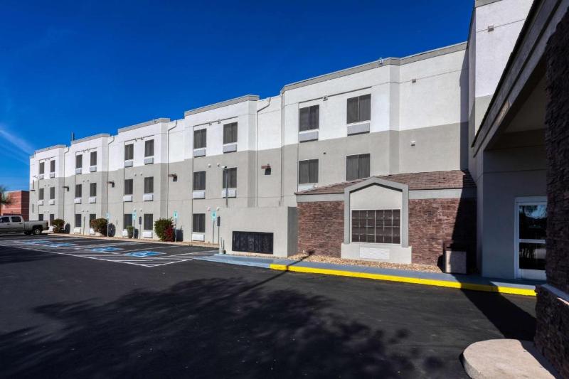 בית מלון כפרי Surestay Plus By Best Western Mesa Superstition Springs