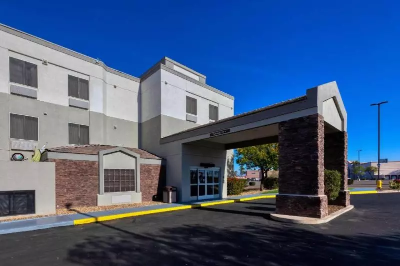 Hotel Surestay Plus By Best Western Mesa Superstition Springs