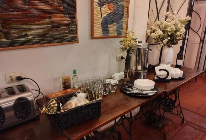 Aamiaismajoitus (B&B) Los Pequenes