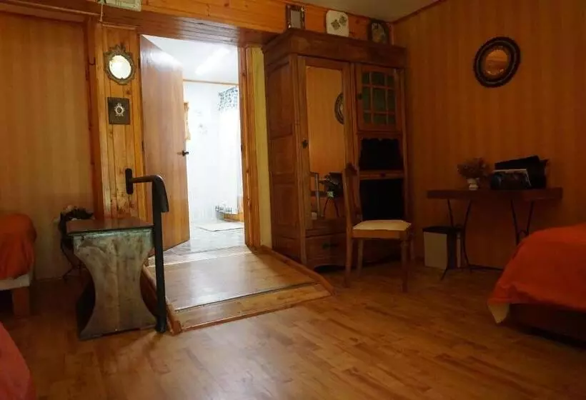 Aamiaismajoitus (B&B) Los Pequenes