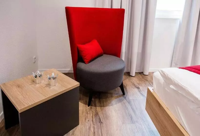 ホテル Gasthof Krone