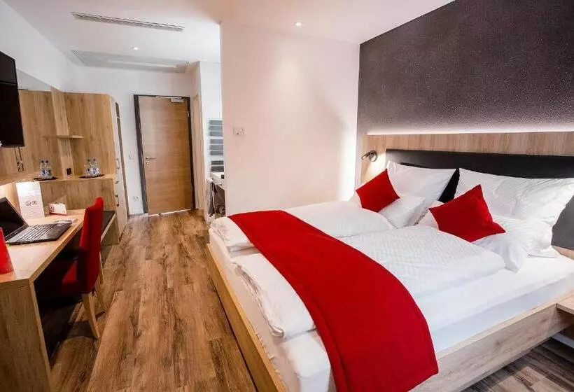 ホテル Gasthof Krone