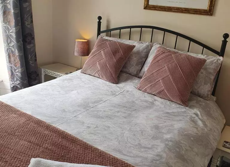 Pendyffryn Manor Bed & Breakfast