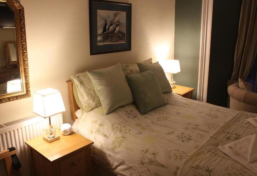 Pendyffryn Manor Bed & Breakfast