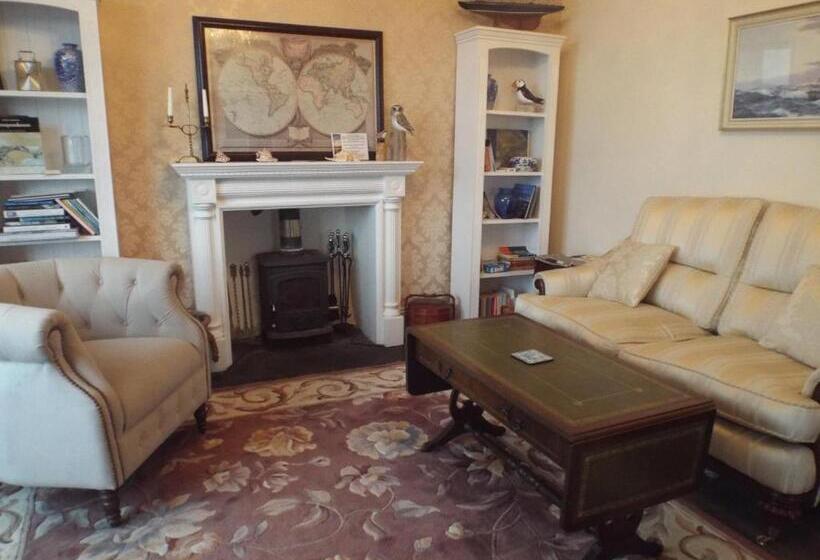 Pendyffryn Manor Bed & Breakfast