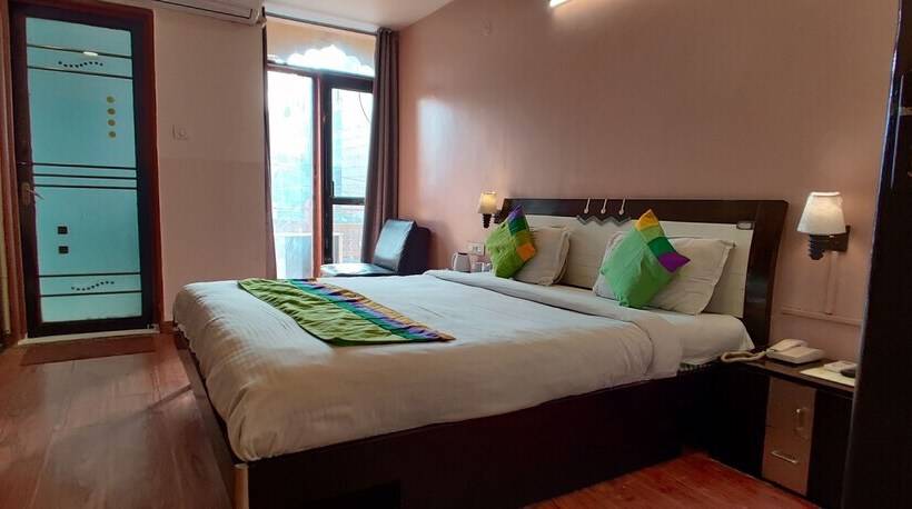 בית מלון כפרי City Stay