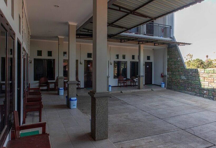 Hotel The Kost Tdm 2 By Oyo Rooms