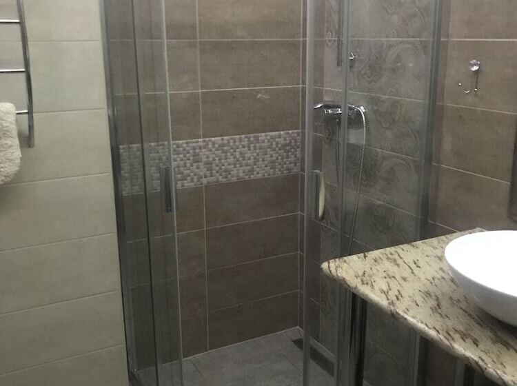 F57 Frankó Családi Panzió