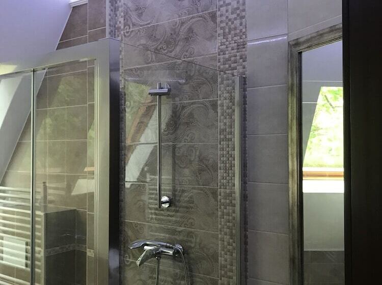 F57 Frankó Családi Panzió