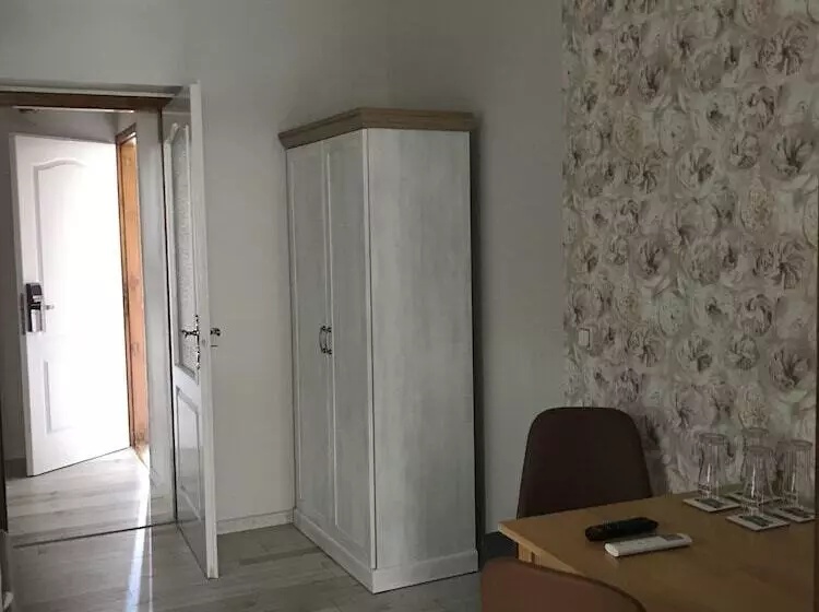 F57   Frankó Családi Panzió