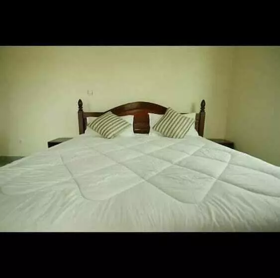 پانسیون Atlas Residences