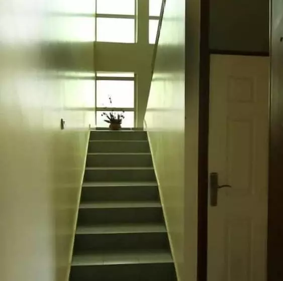 پانسیون Atlas Residences