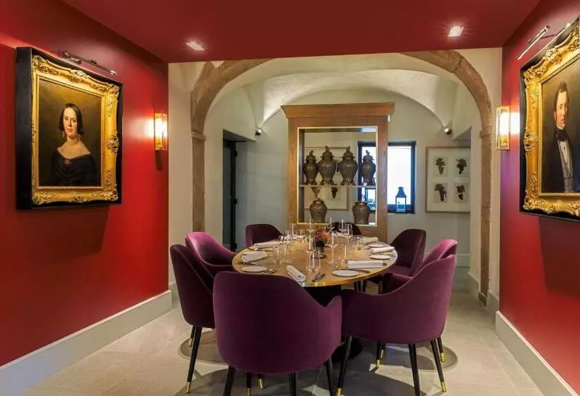 Hotelli Hôtel & Spa Les Sept Fontaines Best Western Premier