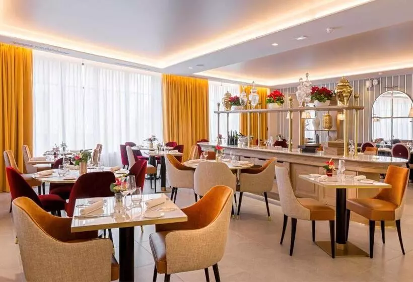 Hotelli Hôtel & Spa Les Sept Fontaines Best Western Premier