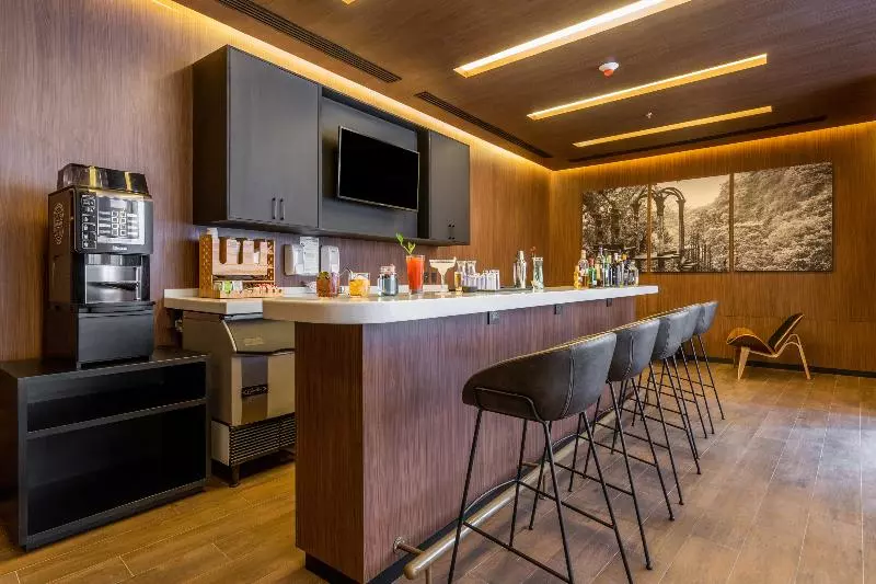 هتل City Express Plus By Marriott San Luis Potosi