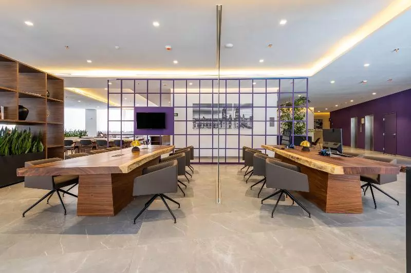 هتل City Express Plus By Marriott San Luis Potosi