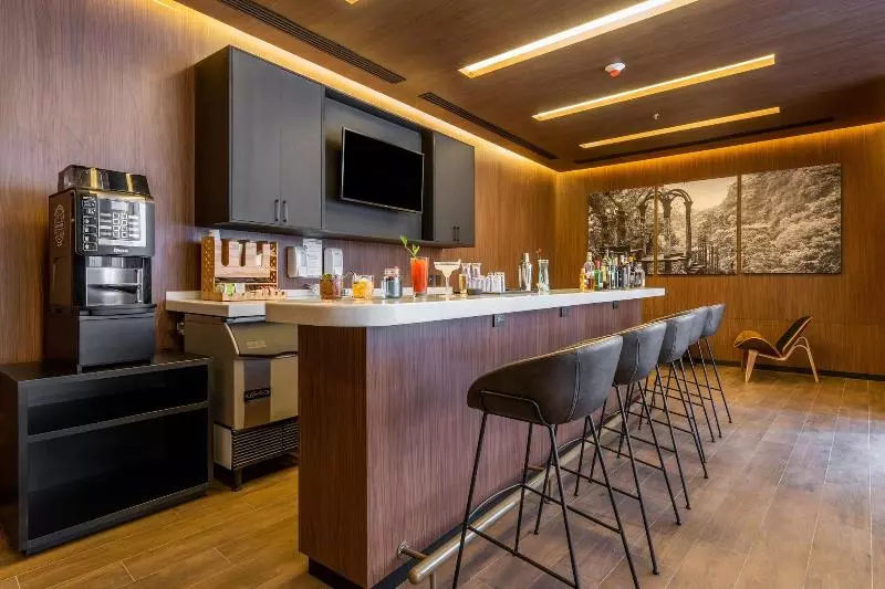 هتل City Express Plus By Marriott San Luis Potosi