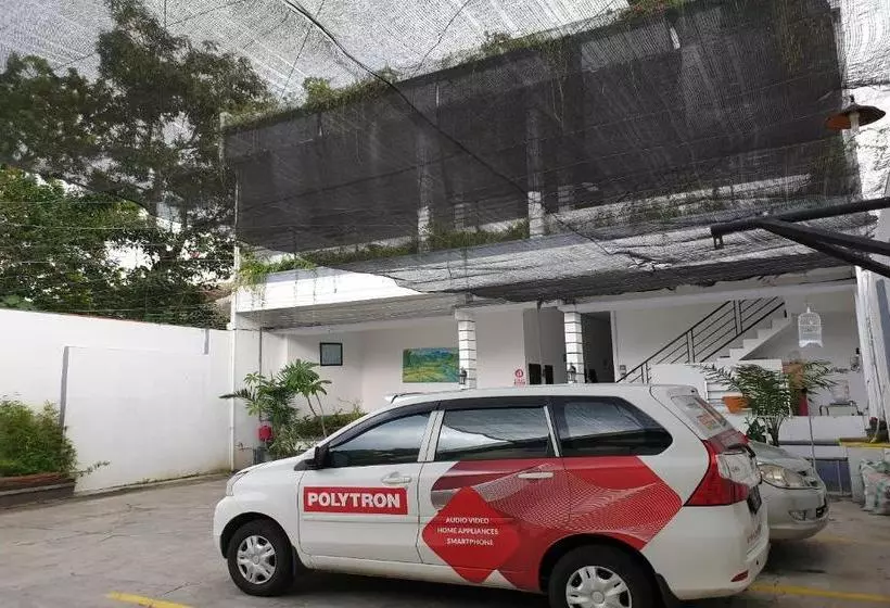Hotel Oyo 2952 Elohim Kost